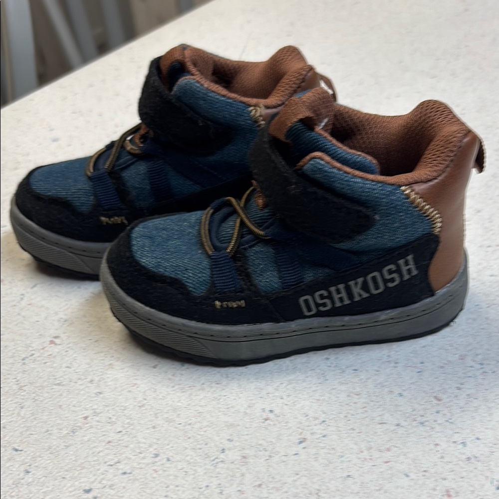 OshKosh B'gosh Blue and Brown Boots with Lace-Up Design